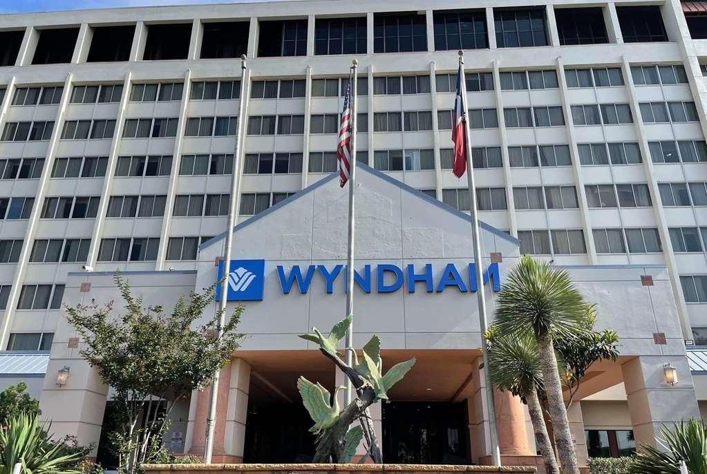 Wyndham Houston Near Nrg Park/Medical Center Hotel Exterior foto